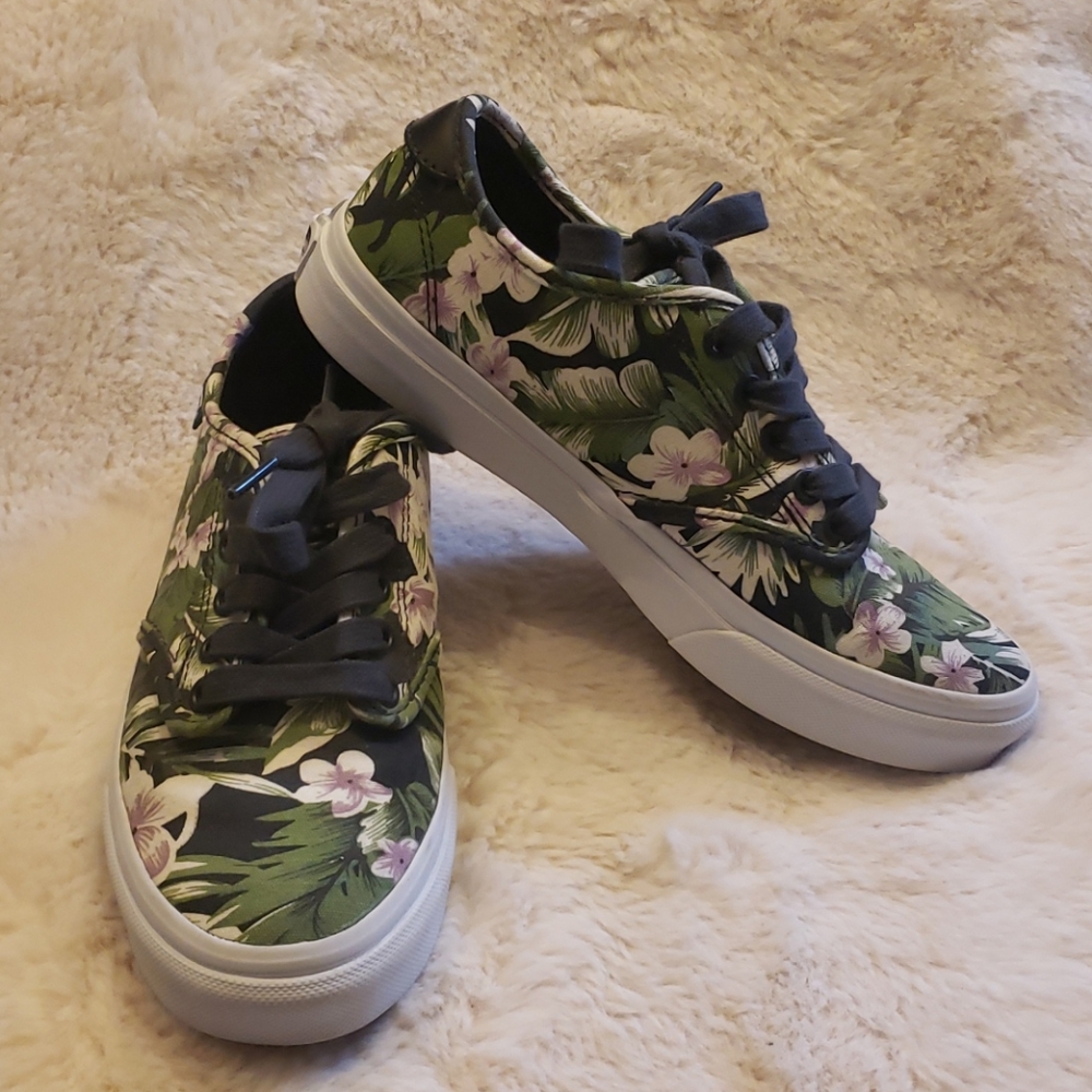 Vans 6.5 W Floral Print Shoe